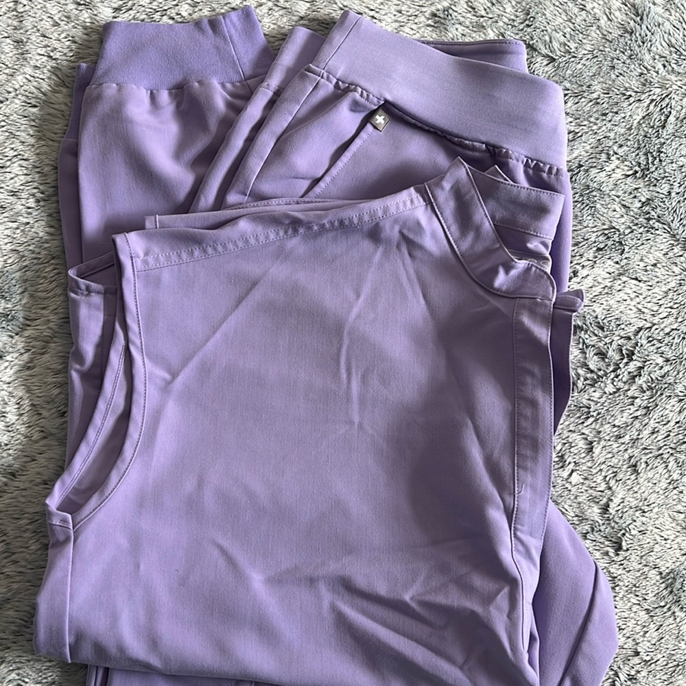 FIGS SCRUB SET